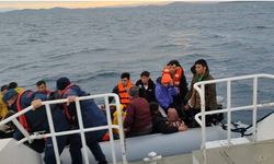 Ayvalık açıklarında 41 düzensiz göçmen kurtarıldı