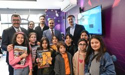 Bakan Kacır, Bahçelievler Şule Yüksel Şenler Bilim Merkezi ve Kütüphanesi'nin açılışına katıldı