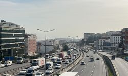 D-100 kara yolunun Kocaeli kesiminde trafik kazası ulaşımı aksattı