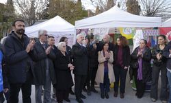 DEM Parti İBB Başkan adayları Beştaş ve Çepni, Kadıköy ve Bakırköy'de ziyaretlerde bulundu