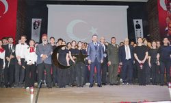 Edremit'te "İstiklal Marşı'nın Kabulü ve Mehmet Akif Ersoy'u Anma Günü" etkinliği yapıldı