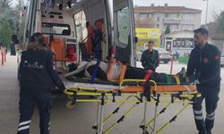 İnegöl'de polisten kaçarken kaza yapan motosikletteki 2 kişi yaralandı