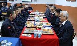 Kırklareli Valisi Ekici, jandarma personeli ile iftar yaptı
