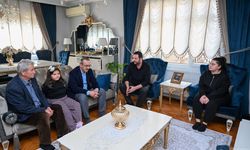 Kocaeli Valisi Yavuz, Gebze'de 11 aileyi ziyaret etti