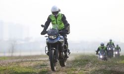 Motosikletli jandarma timleri Bursa'daki parkurda zorlu eğitimlerden geçiyor