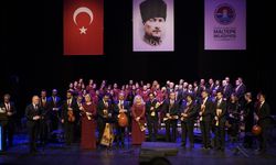 Musiki Eğitim Vakfınca "Canan Okuyor" konseri düzenlendi