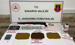 Sakarya'da uyuşturucu operasyonunda 3 şüpheli gözaltına alındı