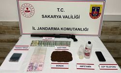Sakarya'da geçen ay uyuşturucu ve kaçakçılık operasyonlarında 5 zanlı tutuklandı