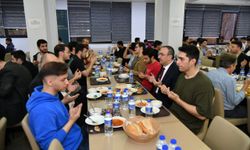 Tekirdağ Valisi Soytürk üniversite öğrencileriyle iftar yaptı
