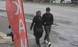 Bursa’da rüzgar etkili oldu