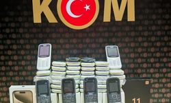 Bilecik'te gümrük kaçağı cep telefon sattığı iddia edilen iş yerlerine operasyon