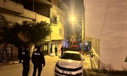 Bursa'da aile bireylerini bıçakla rehin alan kişiyi polis ikna etti