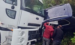 Bursa'daki trafik kazasında 2 kişi öldü