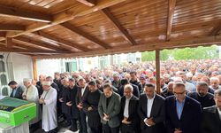 Darıca Belediye Başkanı Bıyık'ın annesi için cenaze namazı kılındı
