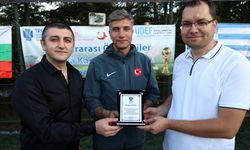 Edirne'deki Dünya Kardeşlik Futbol Turnuvası'nın finalini Özgür Yankaya yönetti