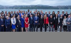 İBB Başkanı İmamoğlu İstanbul'da görevli başkonsoloslarla buluştu