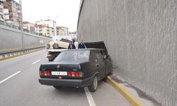 Karamürsel'de duvara çarpan otomobilin sürücüsü yaralandı