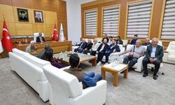 Sakarya Gazeteciler Birliğinden Büyükşehir Belediye Başkanı Alemdar'a ziyaret