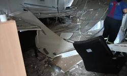 Yalova'da asma tavanı çöken nikah dairesinde 4 kişi yaralandı