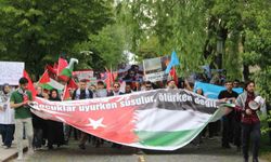 AGÜ, Filistin’e destek yürüyüşü düzenledi