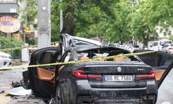 Ankara’da kontrolden çıkan araç direğe çarptı: 1 ölü, 4 yaralı