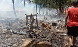 Bangladeş’te mülteci kampındaki yangında 230 barınak kül oldu