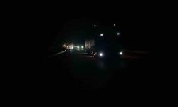 Burdur-Antalya karayolunda LPG tankeri devrildi, sızıntı nedeniyle yol çift taraflı trafiğe kapatıldı