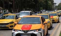 Mersin’de son zamanlarda taksicilere yönelik saldırılar protesto edildi