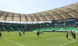 Sakaryaspor, play-off finaline Atatürk Stadyumu’nda hazırlanıyor