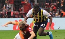 Trendyol Süper Lig: Galatasaray: 0 - Fenerbahçe: 0 (İlk yarı)