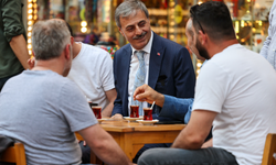 Başkan Alemdar'dan vatandaşlarla çay sohbeti