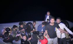 Çanakkale açıklarında 18 düzensiz göçmen kurtarıldı