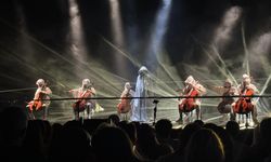Dünyaca ünlü şarkıcı Imany İstanbul konserinde de Filistin'e destek çağrısı yaptı
