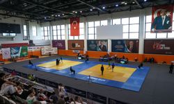 Edirne'de Avrupa Kuraş Şampiyonası başladı