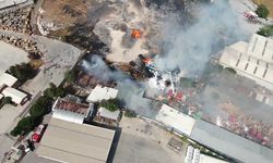 GÜNCELLEME - Kocaeli'de palet fabrikasında çıkan yangın kontrol altına alındı