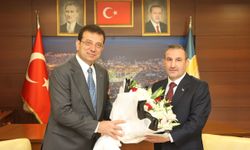 İBB Başkanı İmamoğlu'ndan Sultanbeyli Belediye Başkanı Tombaş'a ziyaret
