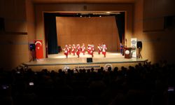 Rumeli Edirne Kültür ve Folklor Derneğince halk oyunları programı düzenlendi