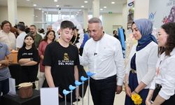 Sultangazi'de bilim merkezi öğrencileri için mezuniyet töreni