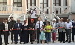 "Yankı ve Yansı Arasında Anadolu Kadınları" sergisi Dolmabahçe'de açıldı