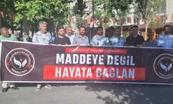 Adıyaman’da ‘Maddeye değil hayata bağlan’ açıklaması