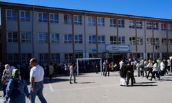 Gaziantep’te 35 bin 600 öğrencinin girdiği LGS heyecanı başladı