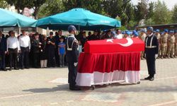 Mersin’de trafik kazasında hayatını kaybeden uzman çavuş için askeri tören düzenlendi