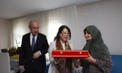 Vali Yaşar Karadeniz ve Eşi Zehra Karadeniz'den Şehit Ailesine Ziyaret