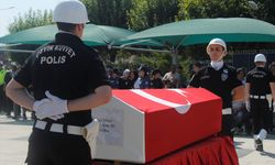 Bursa'da kanserden ölen polis memuru için emniyette tören düzenlendi