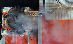 GÜNCELLEME - Sağlık Bilimleri Üniversitesi binasının çatı katında yangın çıktı