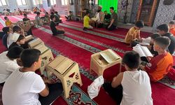 İstanbul'da açılan yaz Kur'an kurslarına yoğun ilgi