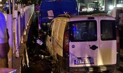 Kocaeli'de park halindeki araçla istinat duvar arasına sıkışan motosikletin sürücüsü öldü