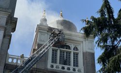 Sağlık Bilimleri Üniversitesi binasının çatı katında yangın çıktı