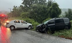 Sakarya'da zincirleme trafik kazasında 6 kişi yaralandı