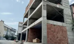Fethiye Mahallesi’ndeki inşaat tehlike saçıyor